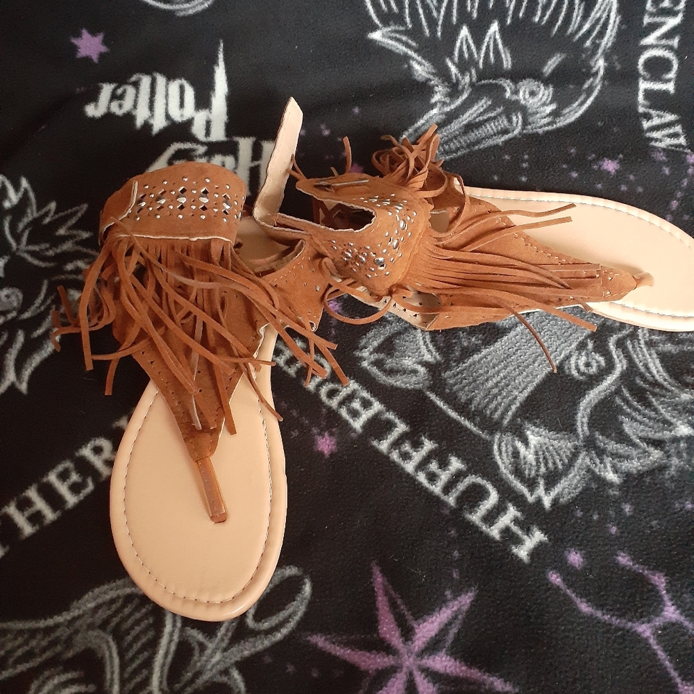 Shoes - Picture 2 of 2